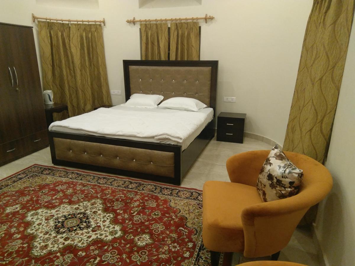 Heritage Homestay Jammu Buitenkant foto